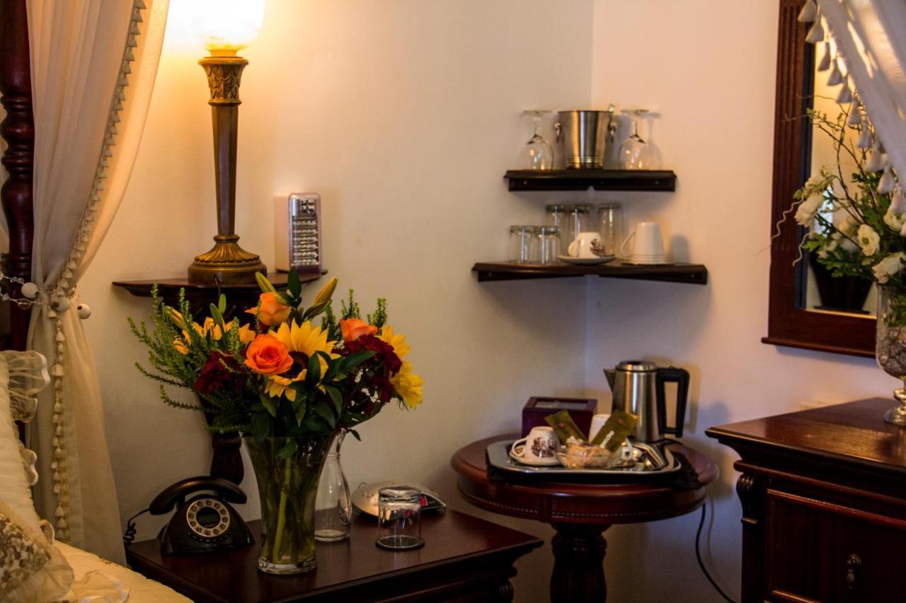 Aristo Manor Hotel Richardsbaai Buitenkant foto